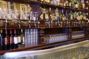 3_n1gb7ednxv_GRIFOS 1.JPG